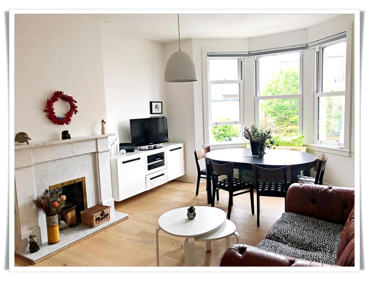 Spacious And Modern 2 Bedroom Flat Near The City Centre Edimburgo Exterior foto