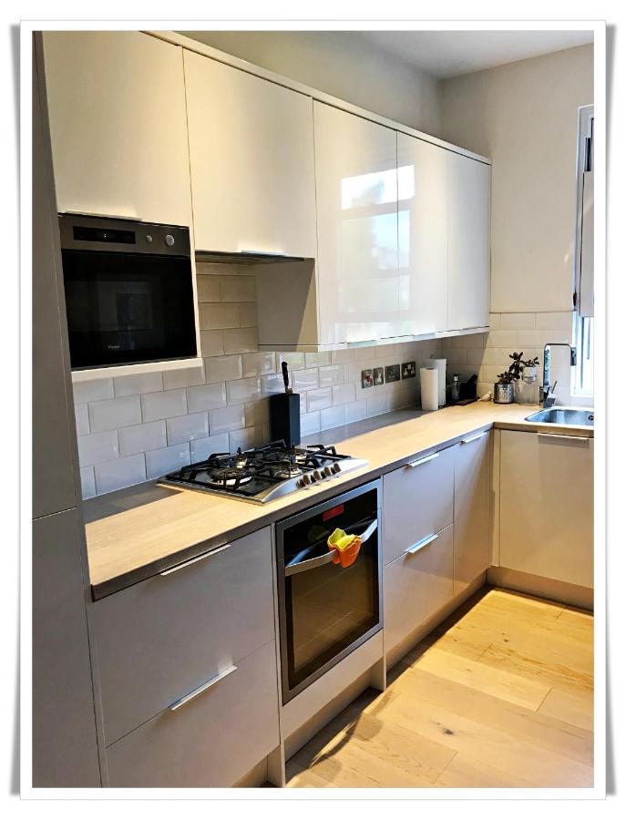Spacious And Modern 2 Bedroom Flat Near The City Centre Edimburgo Exterior foto